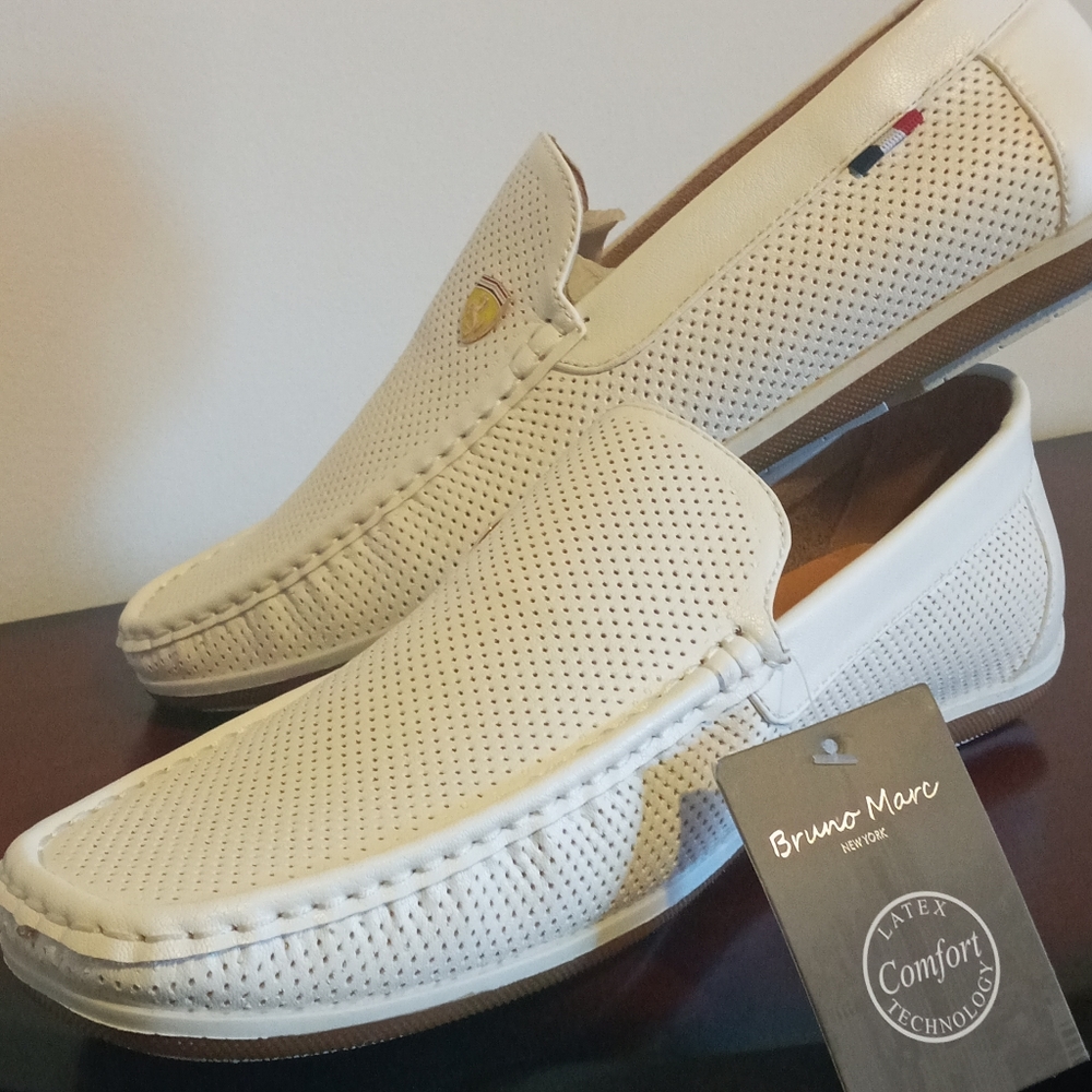 Shoes - Picture 4 of 4